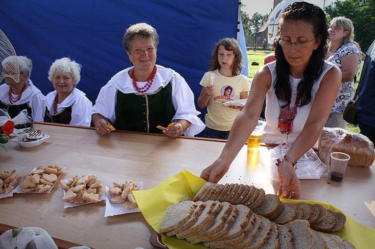 LUBIN. Smaczna impreza na błoniach