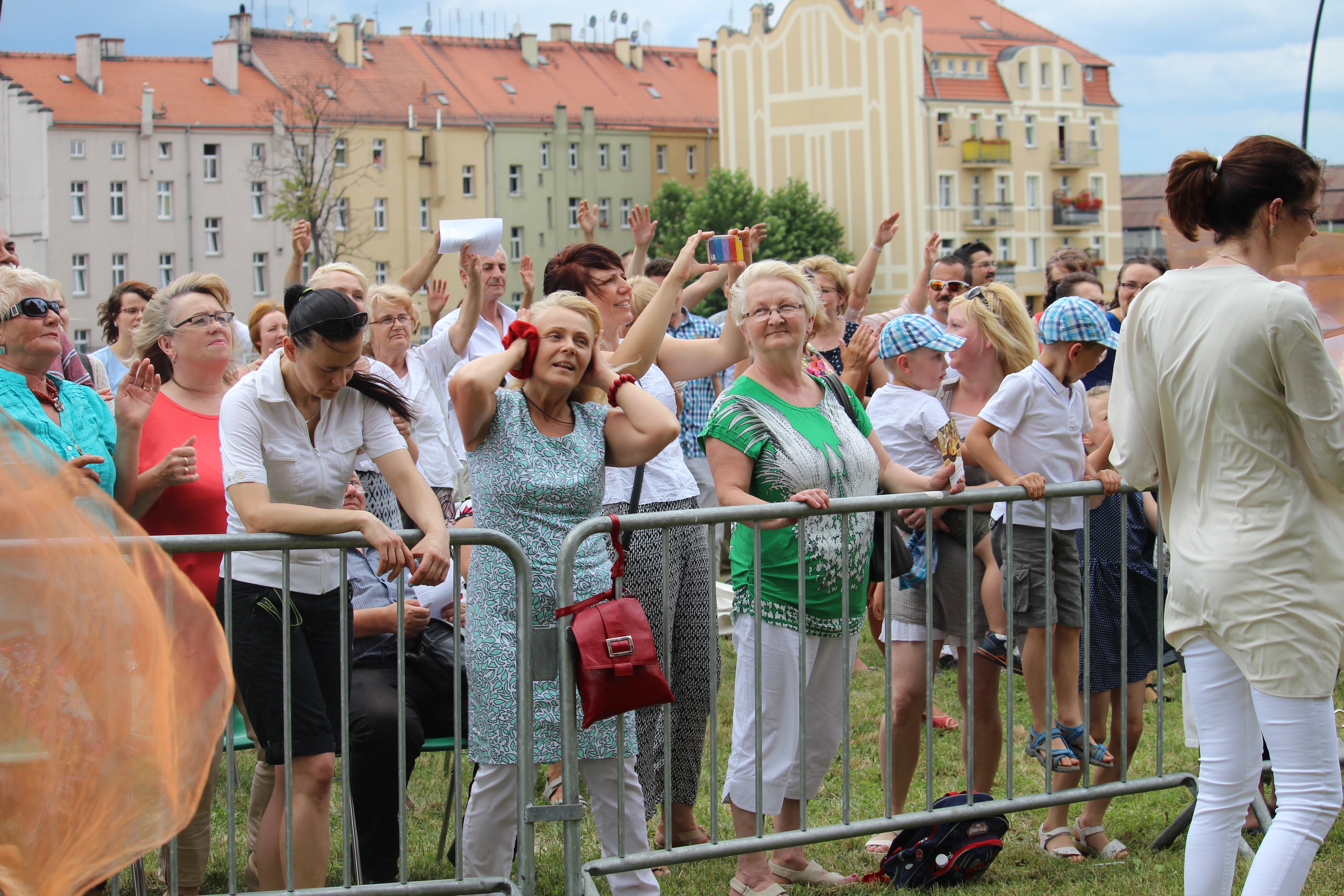 LEGNICA. Wierni mogli zobaczyć cudowną hostię (FOTO, WIDEO)
