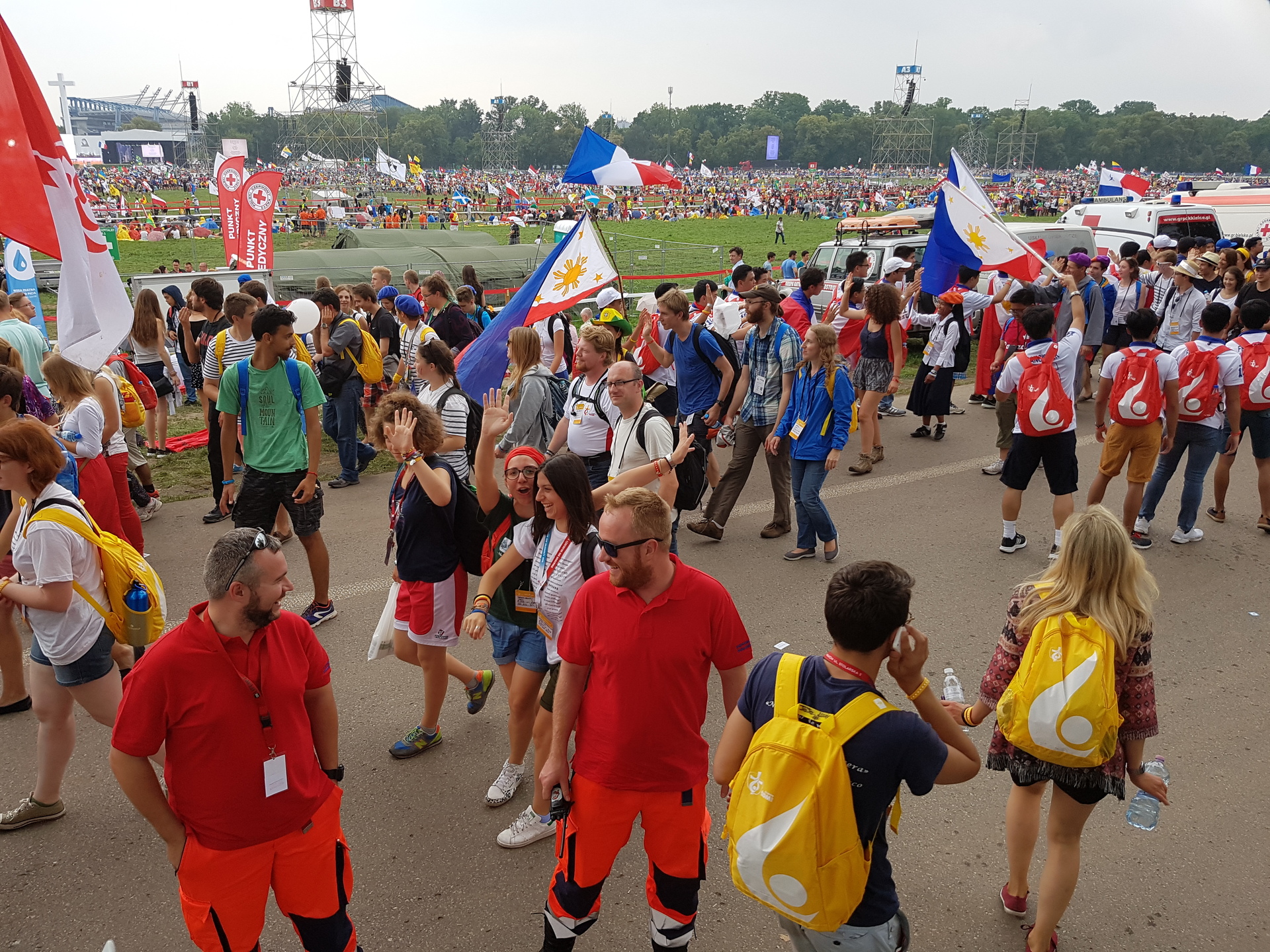POLKOWICE. Pomagają w czasie Światowych Dni Młodzieży