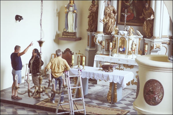 GAWORZYCE. Odnawiają ołtarze