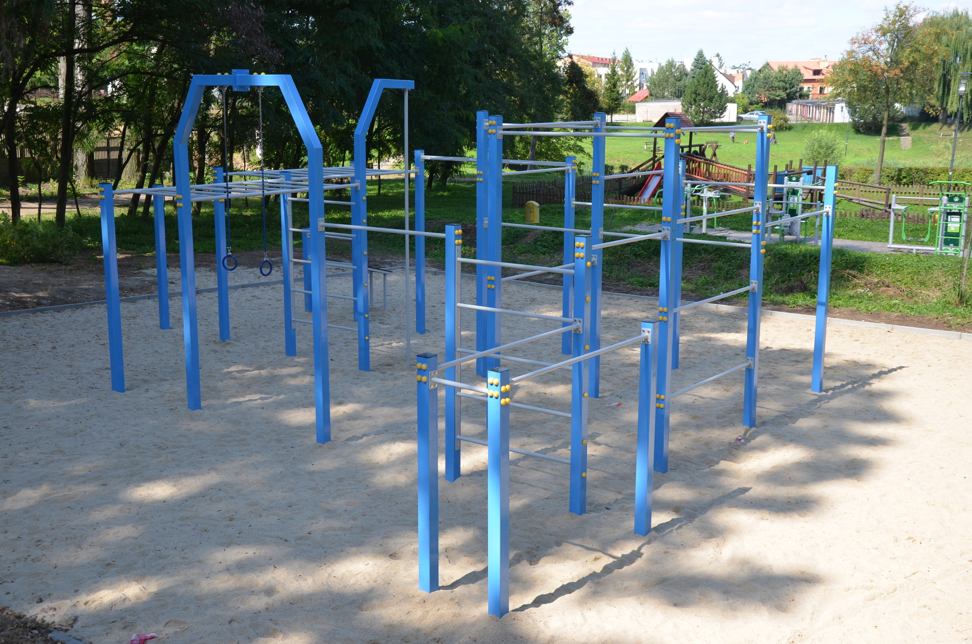 ZŁOTORYJA. Pokaz w parku street workout
