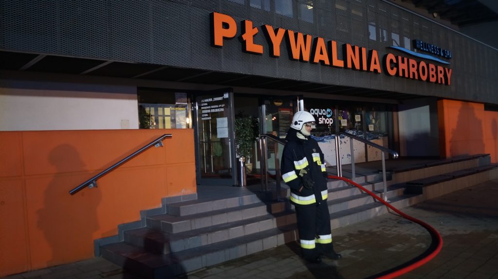 GŁOGÓW. Pływalnia zamknięta do odwołania (WIDEO)