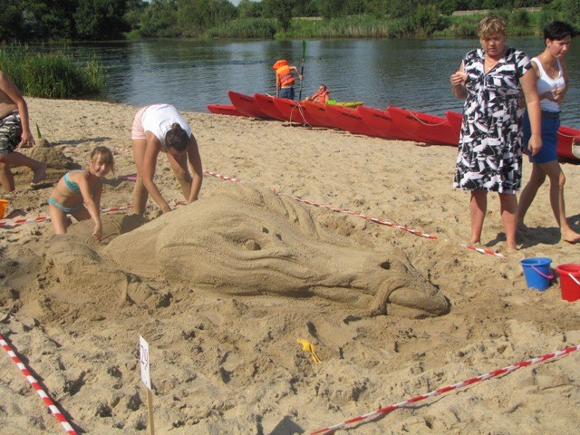 LEGNICA. Konkurs rzeźby w piasku
