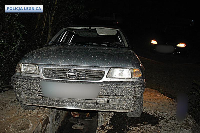 LEGNICA. Miał stać pod domem, został znaleziony na lotnisku