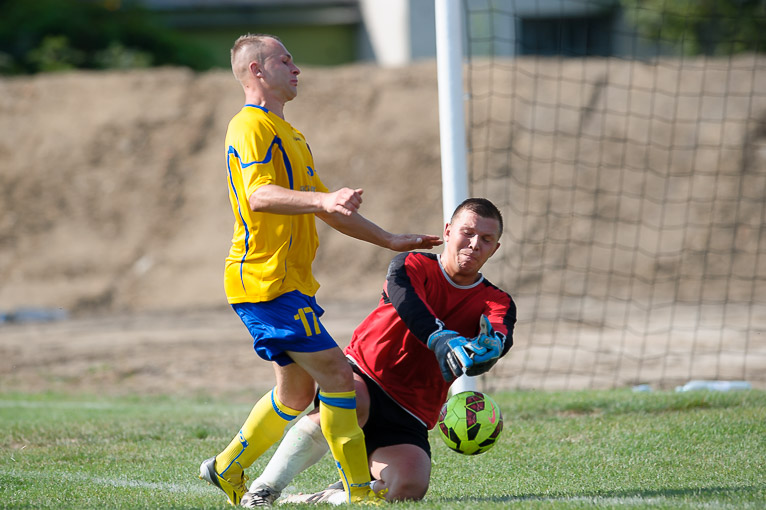 REGION. Biała rozstrzelana przez Kolejarza (FOTO)