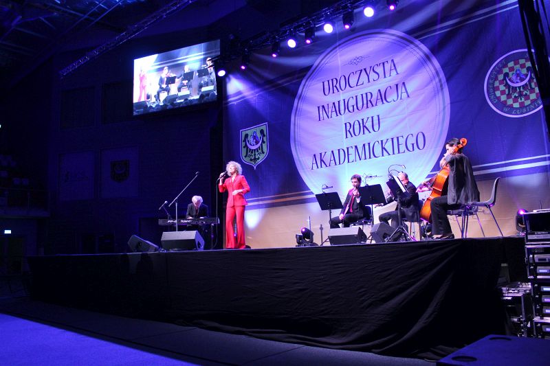 LUBIN. Majewska i Korcz na dobry początek (WIDEO)