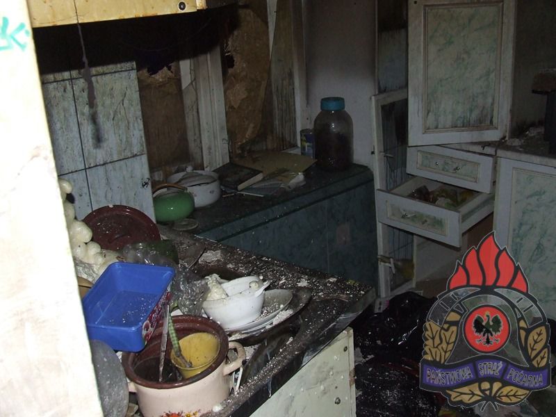 JAWOR. Ewakuowali mieszkańców, spłonęło mieszkanie