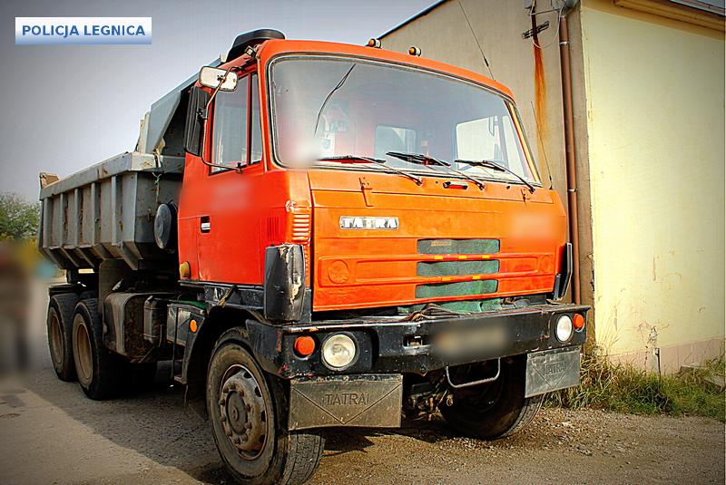 LEGNICA. Skasował latarnię (WIDEO)