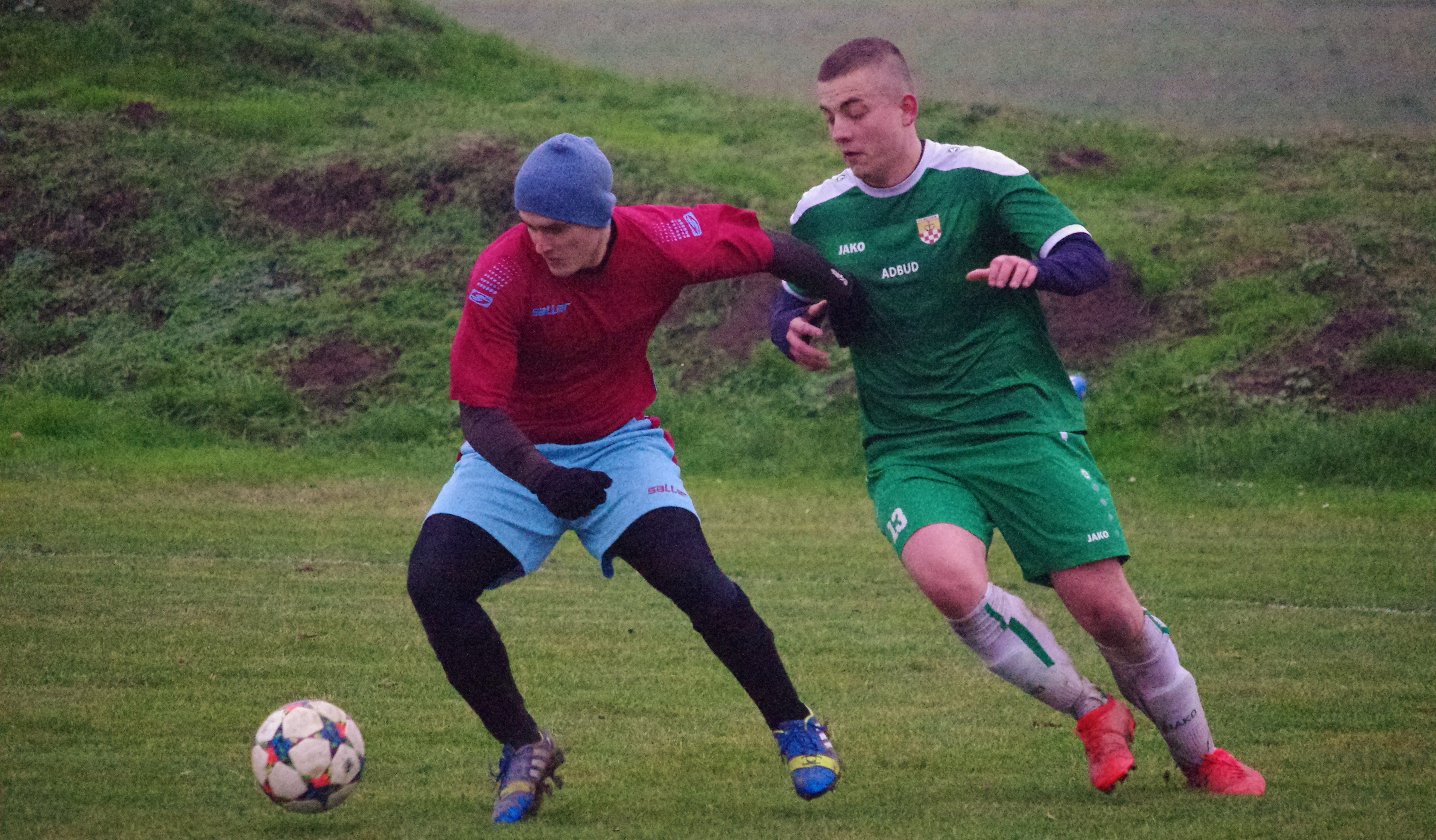 REGION. GKS Męcinka nie zwalnia tempa (FOTO)