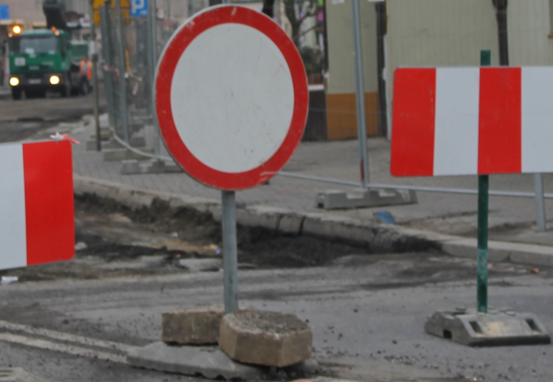 LEGNICA. Zmiany w ruchu na Piekarach