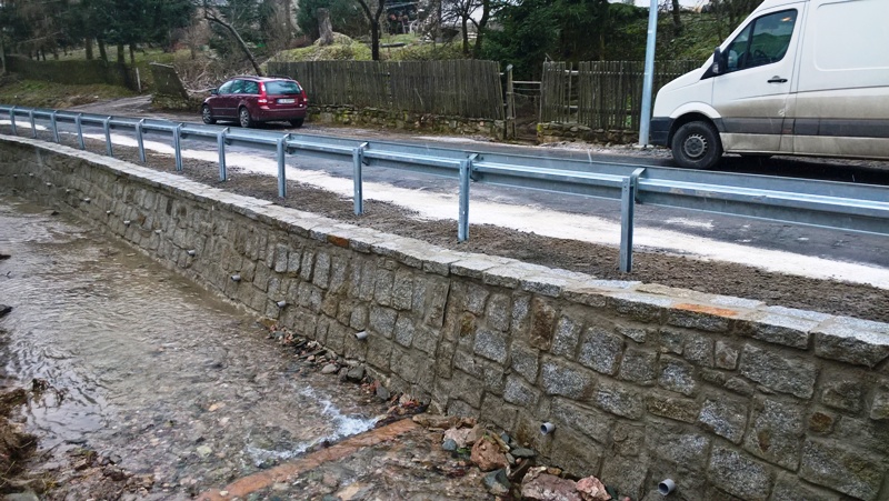 GMINA BOLKÓW. Zmodernizowali zniszczone mury