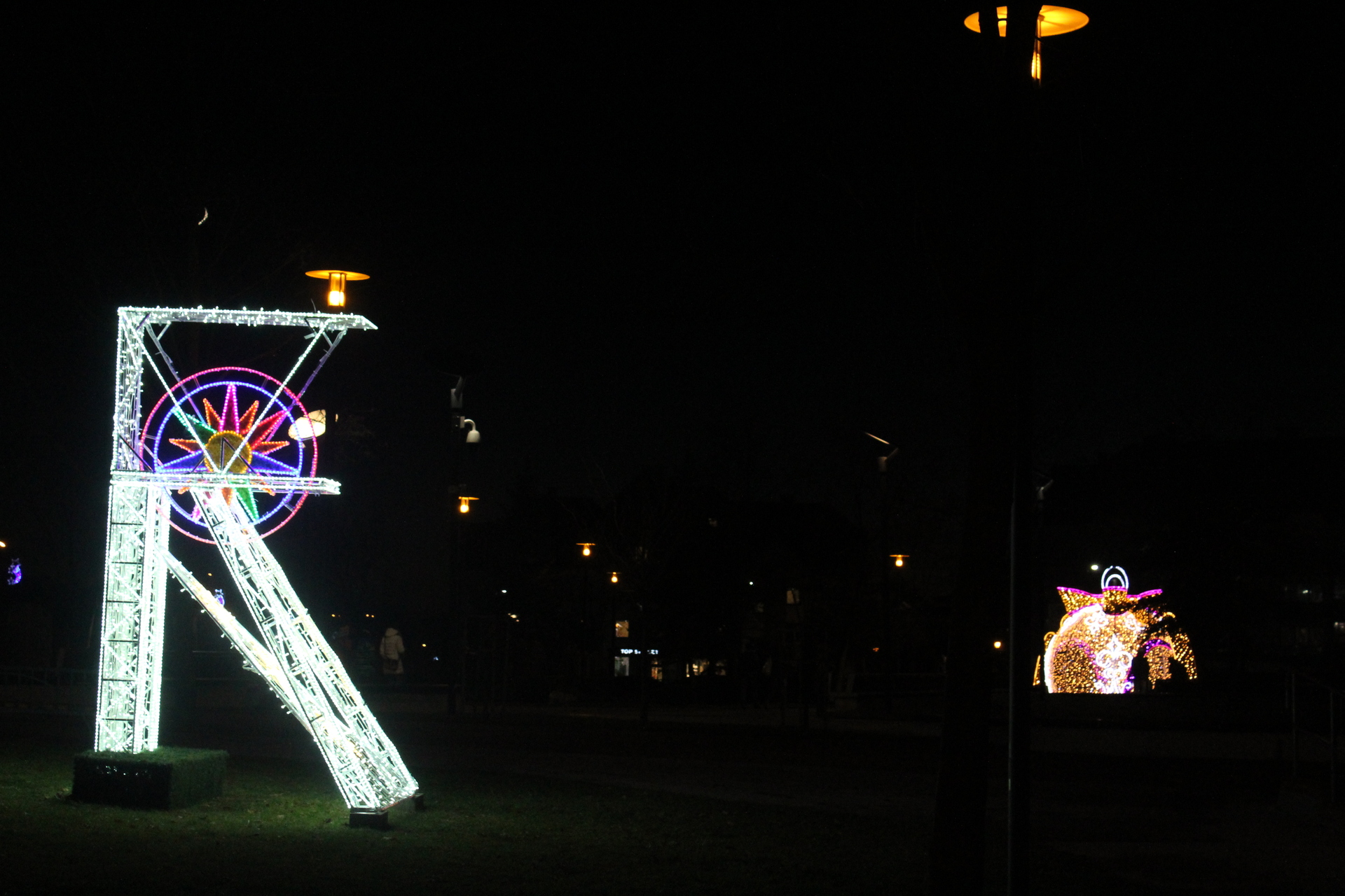 POLKOWICE. Miasto w świątecznej oprawie (FOTO)