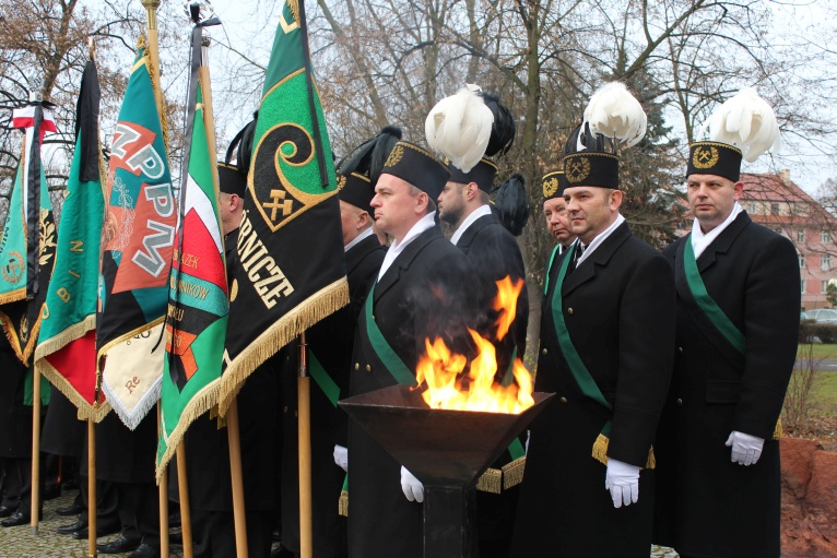 LUBIN. W hołdzie odkrywcy polskiej miedzi (WIDEO, FOTO)