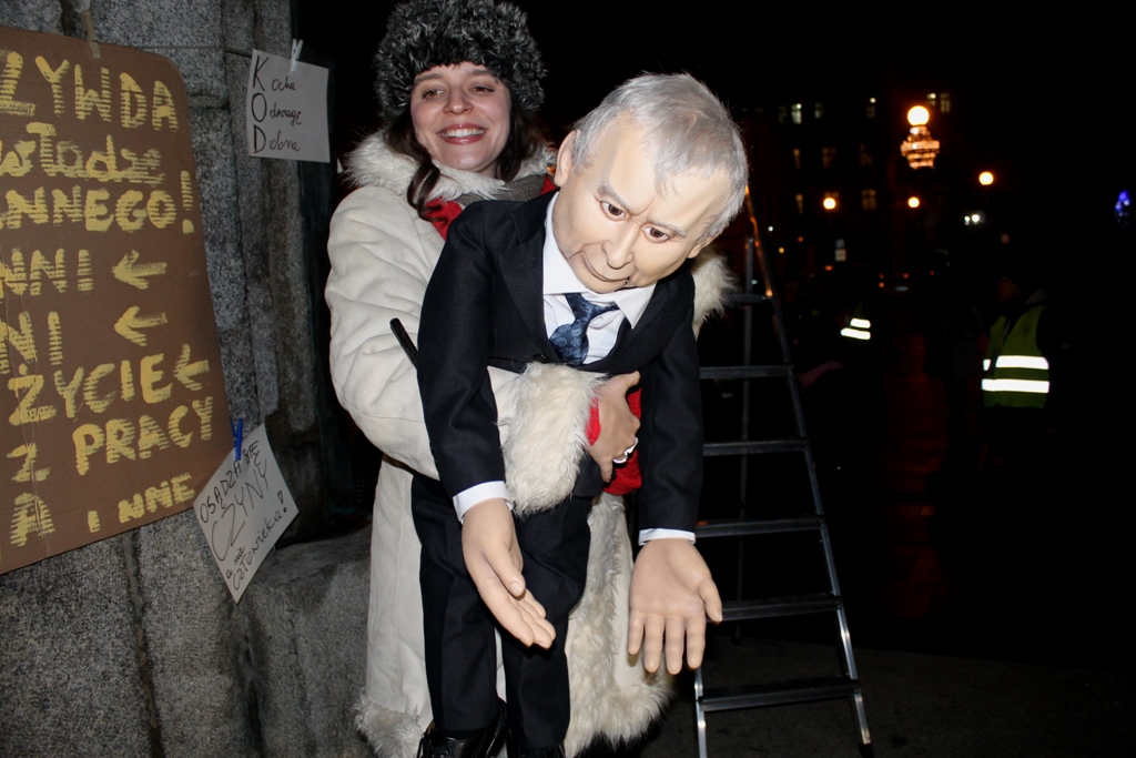 LEGNICA. Sen o internowaniu (FOTO, WIDEO)