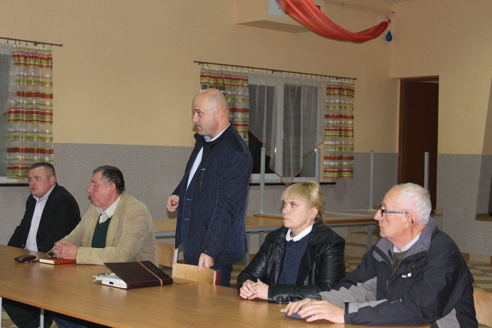 RADWANICE. Wójt w sprawie nielegalnych odpadów (WIDEO)