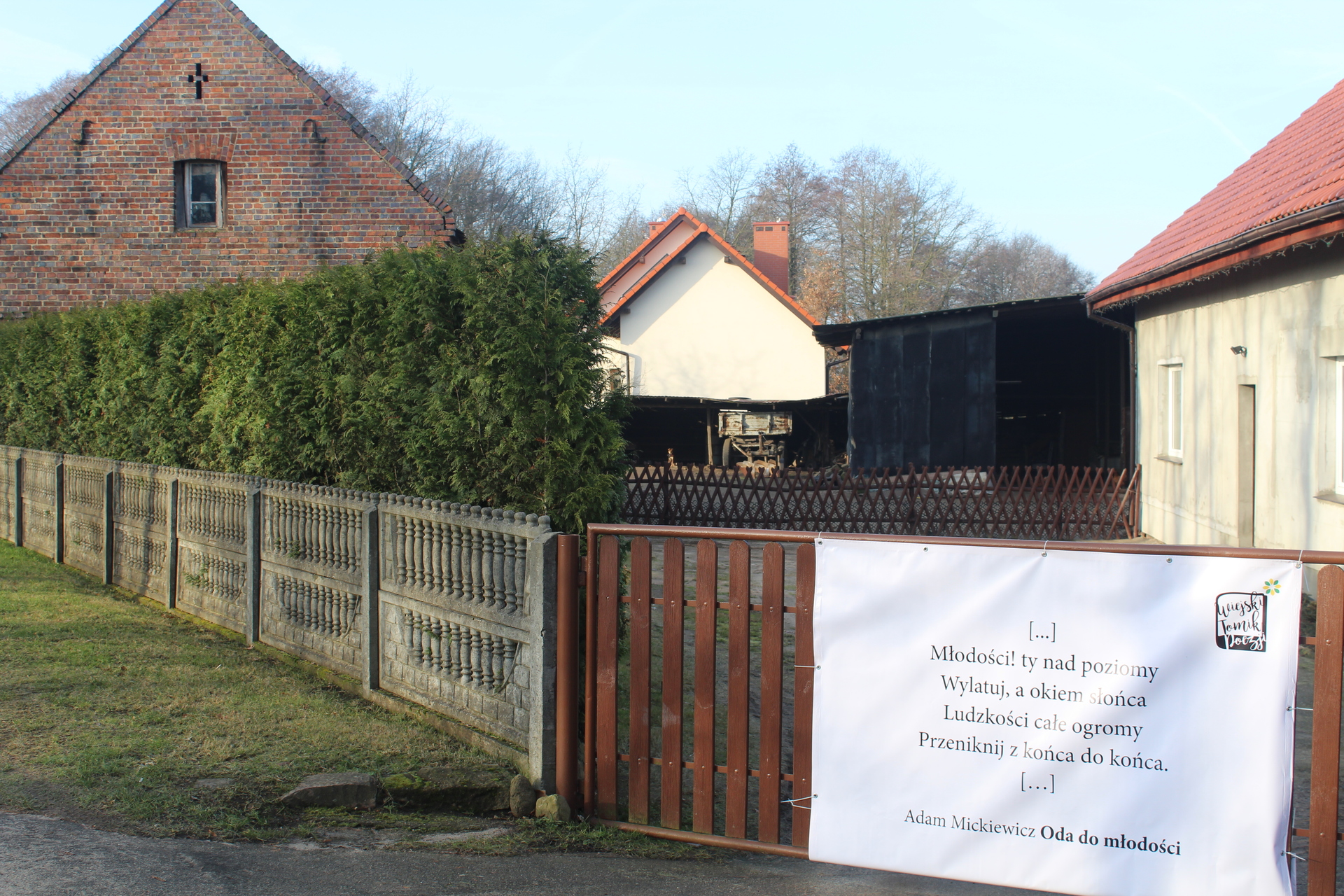 GMINA GAWORZYCE. Otwarty tomik poezji w Kłobuczynie (WIDEO, FOTO)