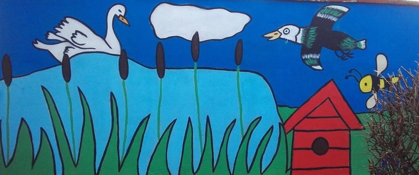 PRZEMKÓW. Zostawili kolorową pamiątkę na murze