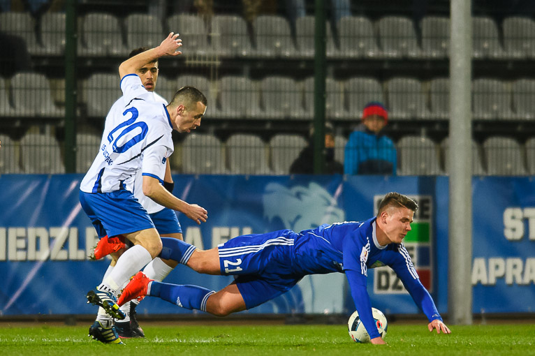 Osłabiona Miedź zremisowała z liderem