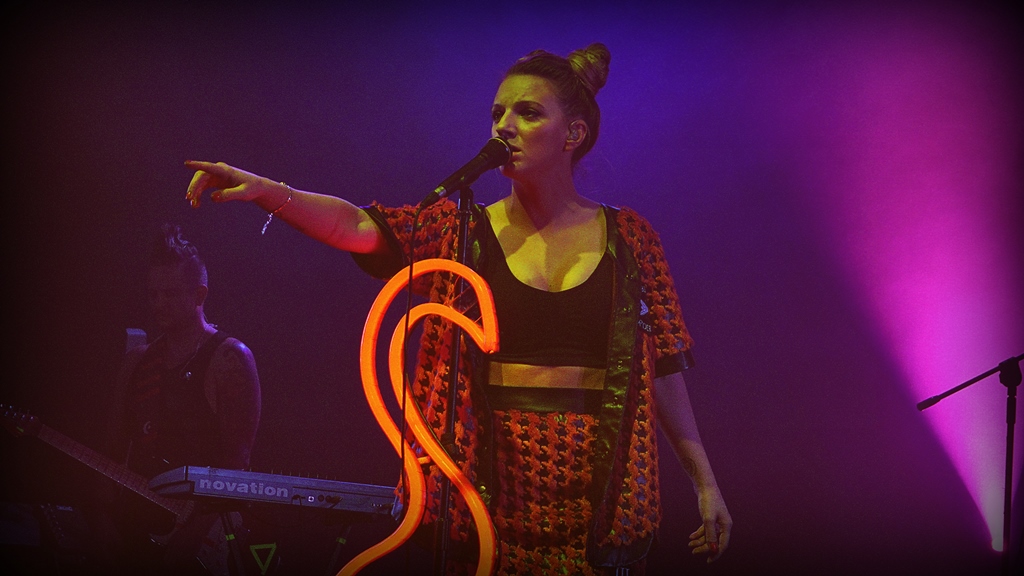 Serca zasypały publiczność (FOTO)