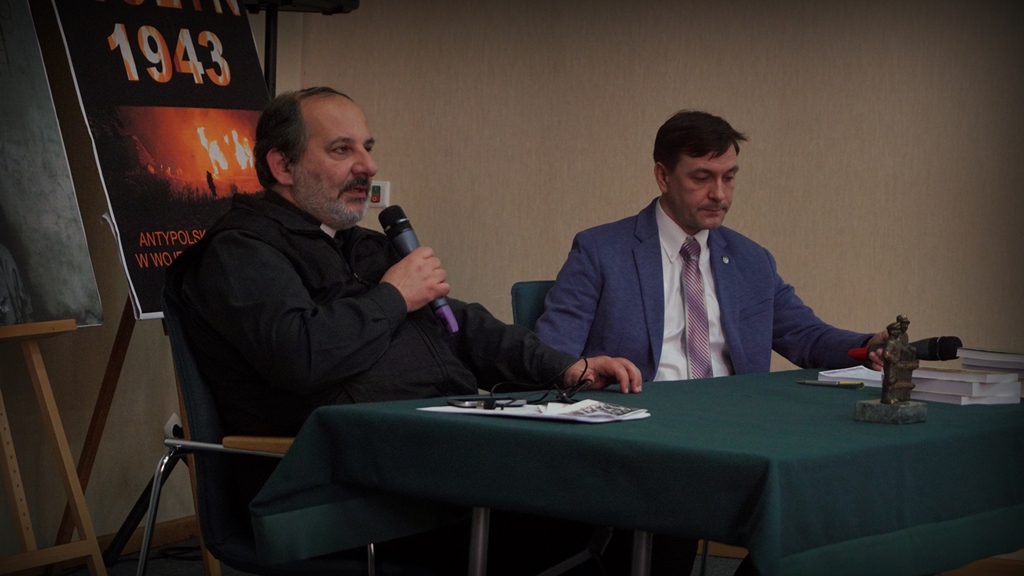 Tłumy na spotkaniu z charyzmatycznym księdzem (FOTO)