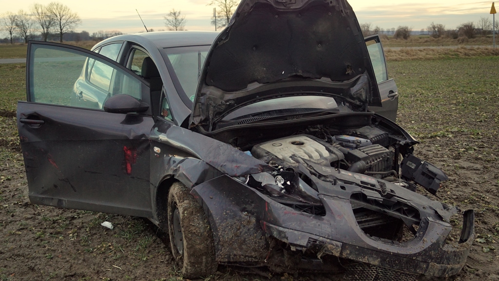 Groźny wypadek w pobliżu Retkowa [FOTO]