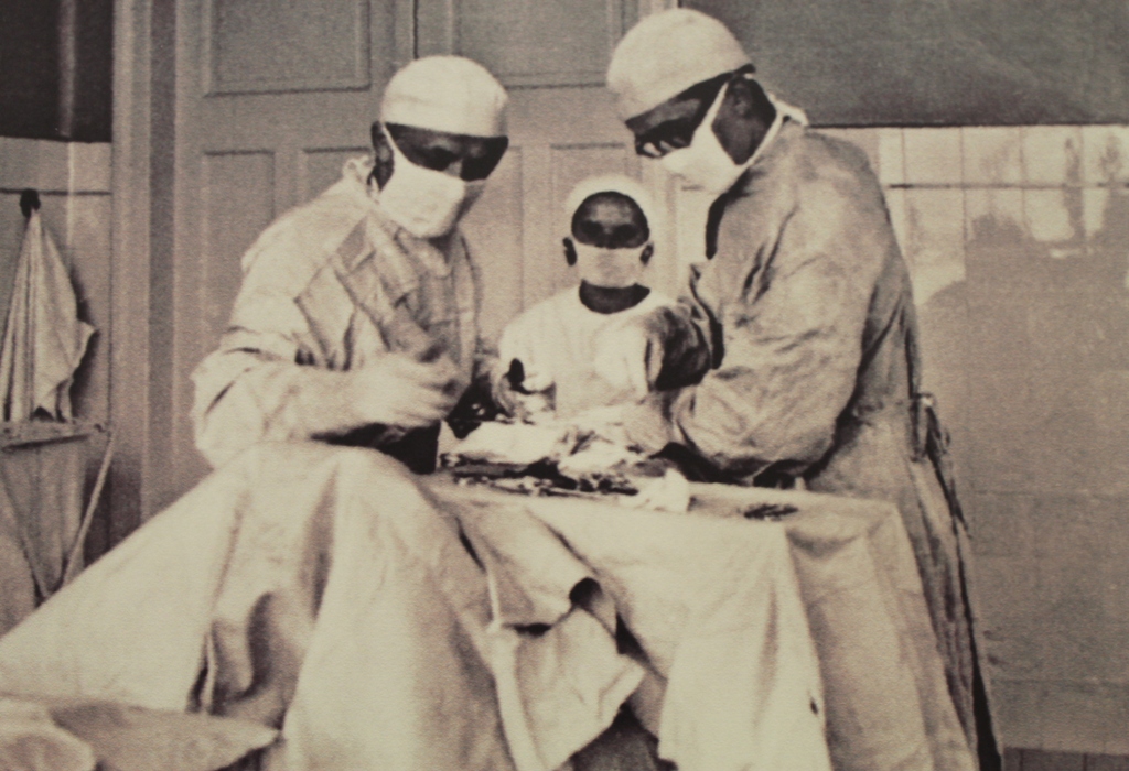 Mistrzowie skalpela (WIDEO, FOTO)