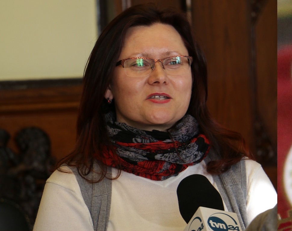 Jako jedyna pomogła staruszce