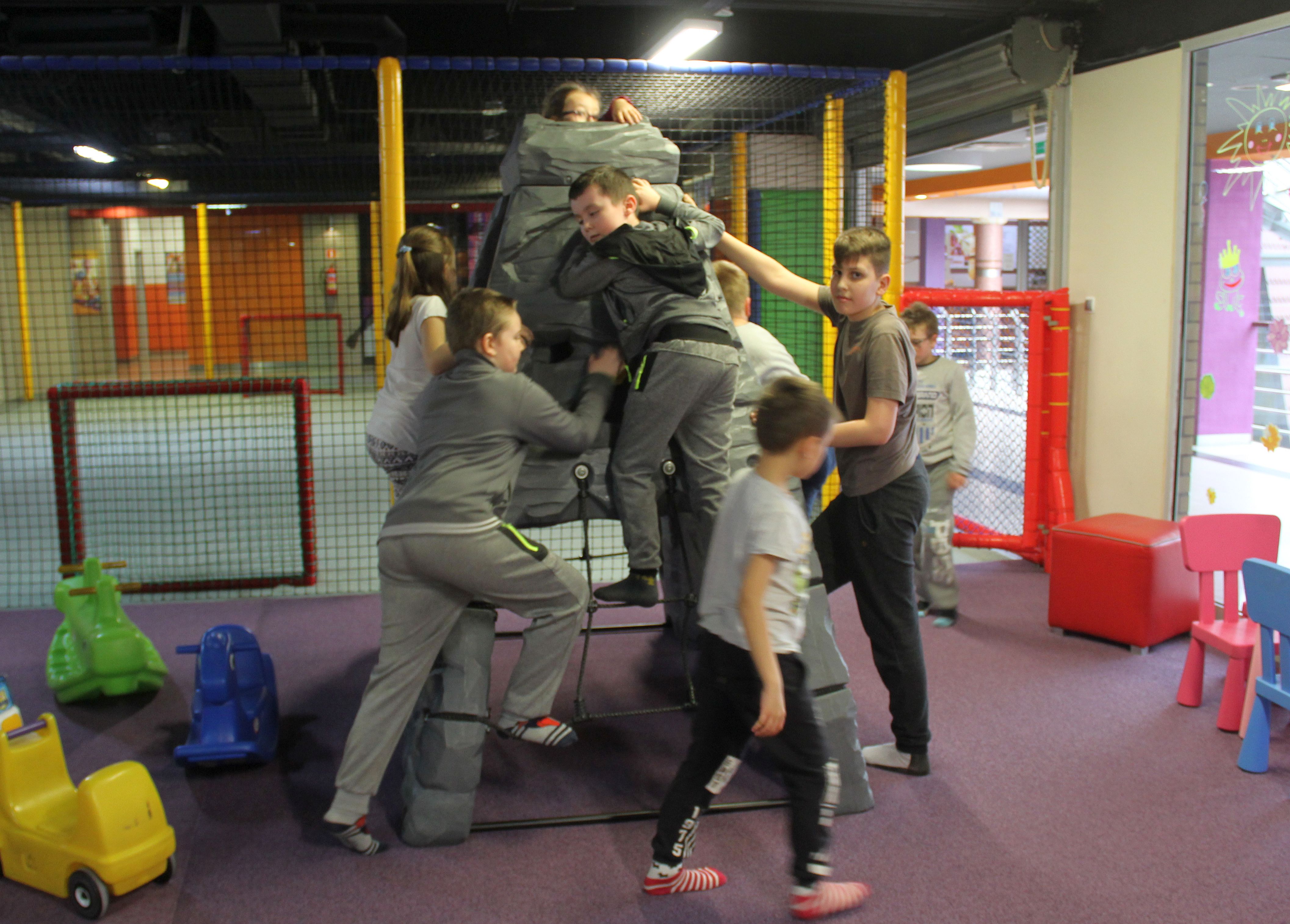 Mali legniczanie spędzają ferie z MCK