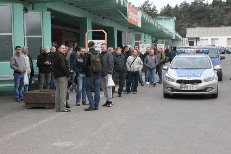 Osiem miesięcy więzienia za fałszywy alarm bombowy (WIDEO)
