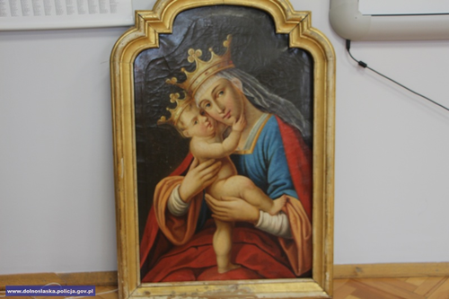 Zabytkowa Madonna odnaleziona w prywatnym mieszkaniu (WIDEO)