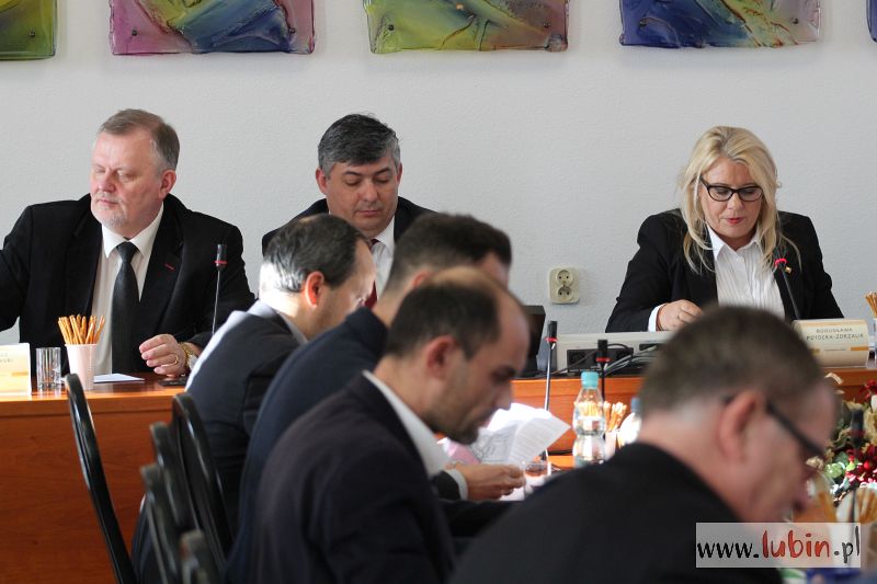 Szkolna układanka. Radni zaakceptowali, teraz decyzja kuratora (WIDEO)