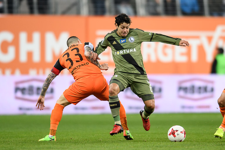 Legia dopisała trzy punkty