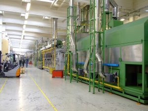 Fabryka przemysł hala produkcyjna praca