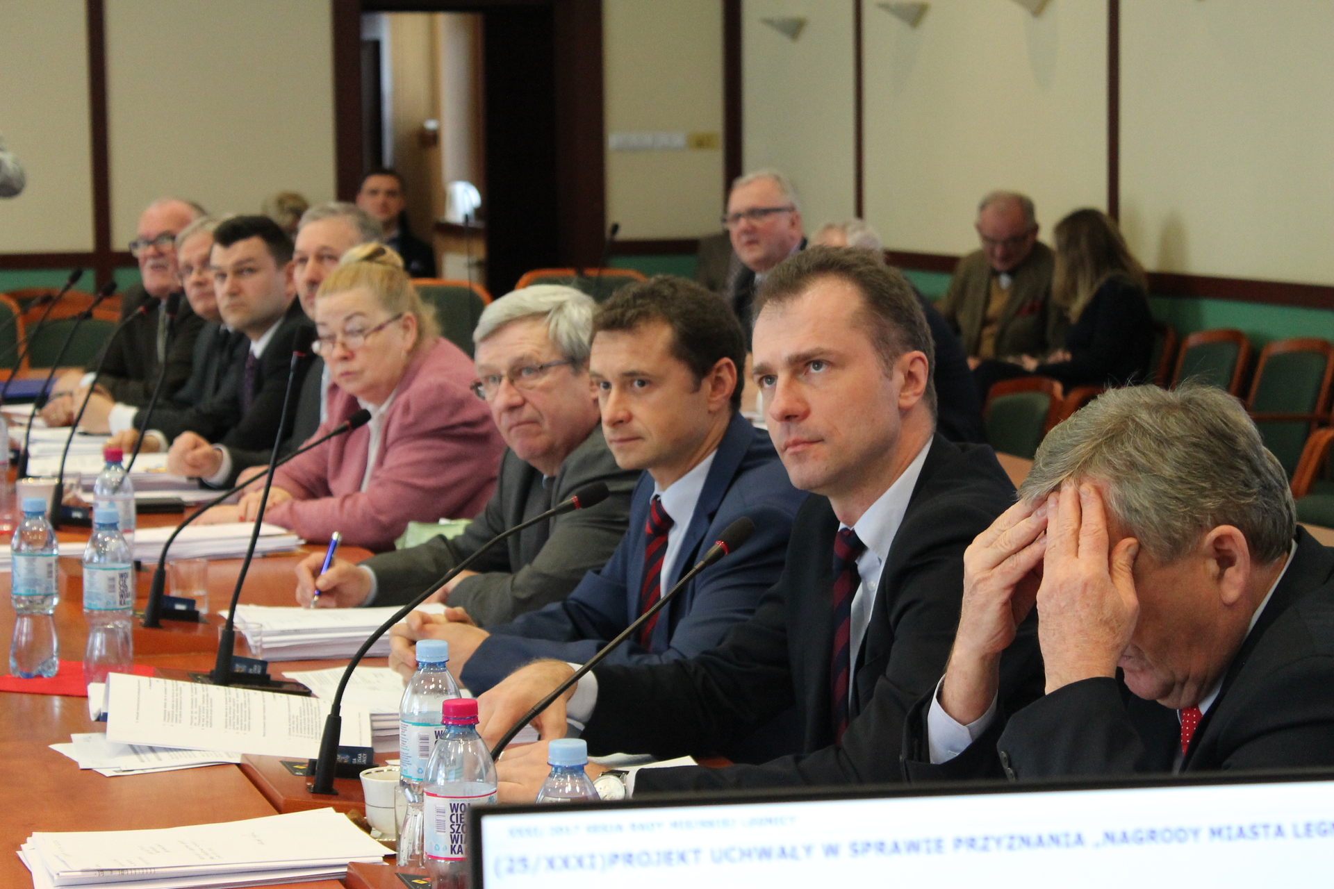 Z niechęci do Głomba nie docenili 80 osób (WIDEO)