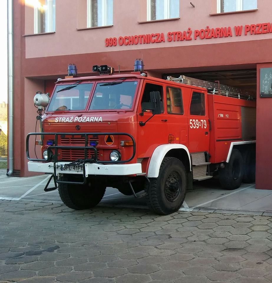 Pojechali gasić pożar, wrócili bez wozu