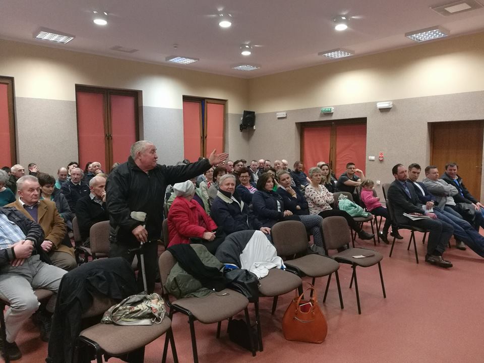 Gorąca dyskusja na temat drogi (WIDEO)