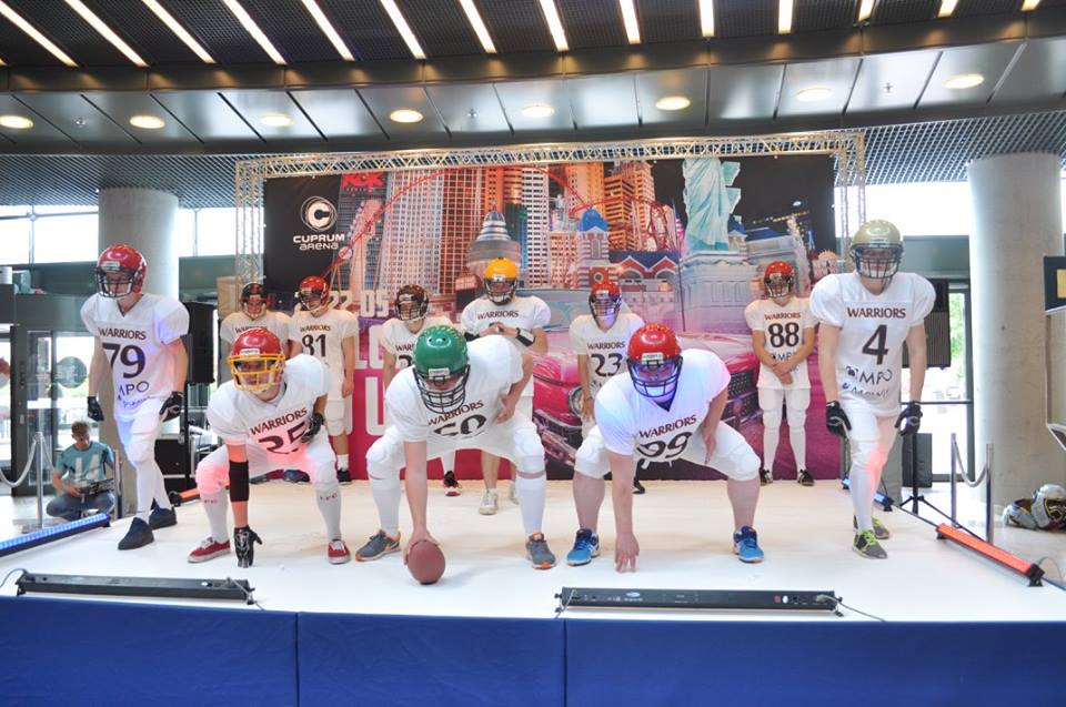 Szczerze aż do bólu – Wojownicy rekrutują