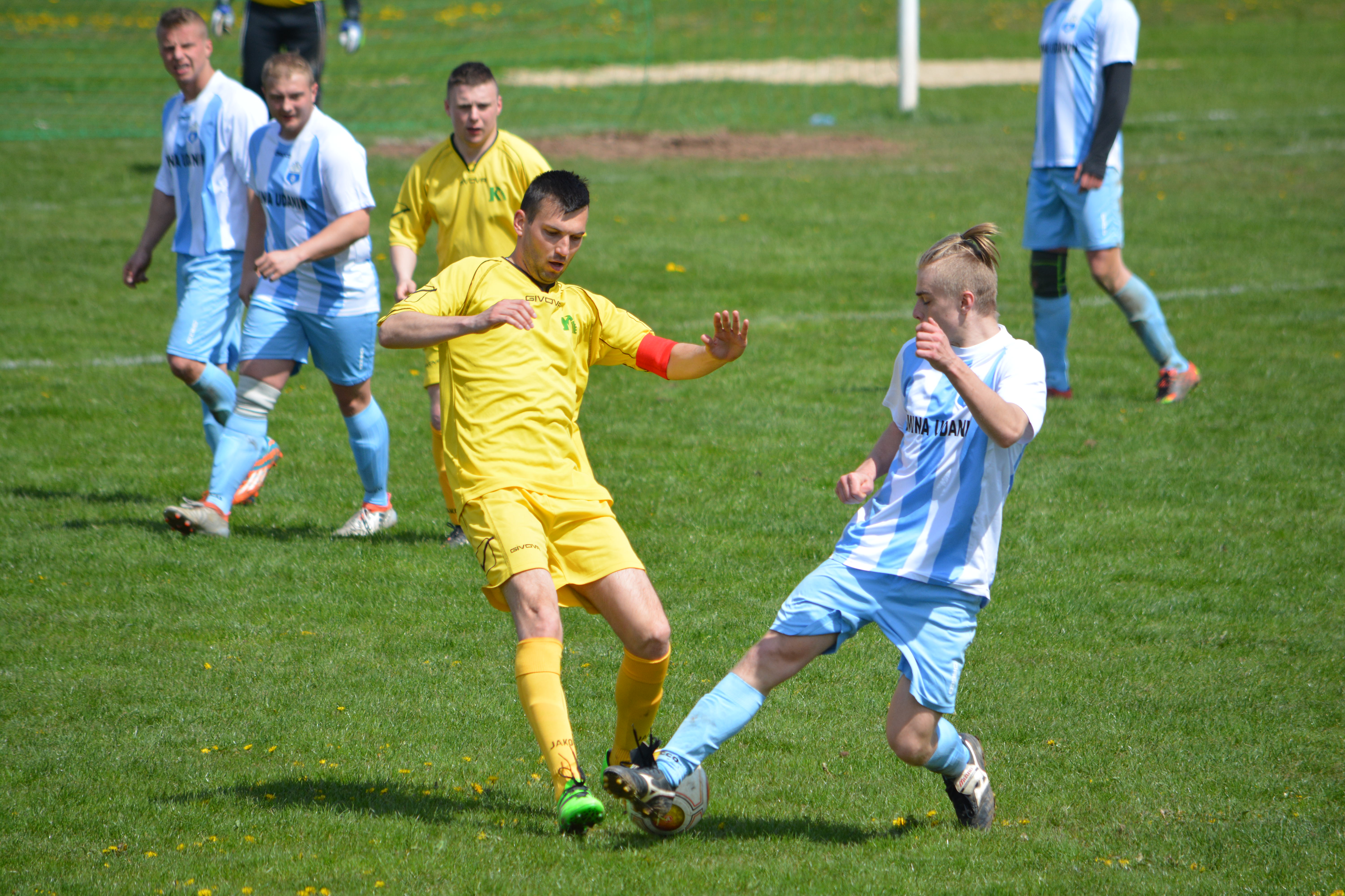 Wygrana rezerw Kuźni, bramka prezesa! (FOTO)