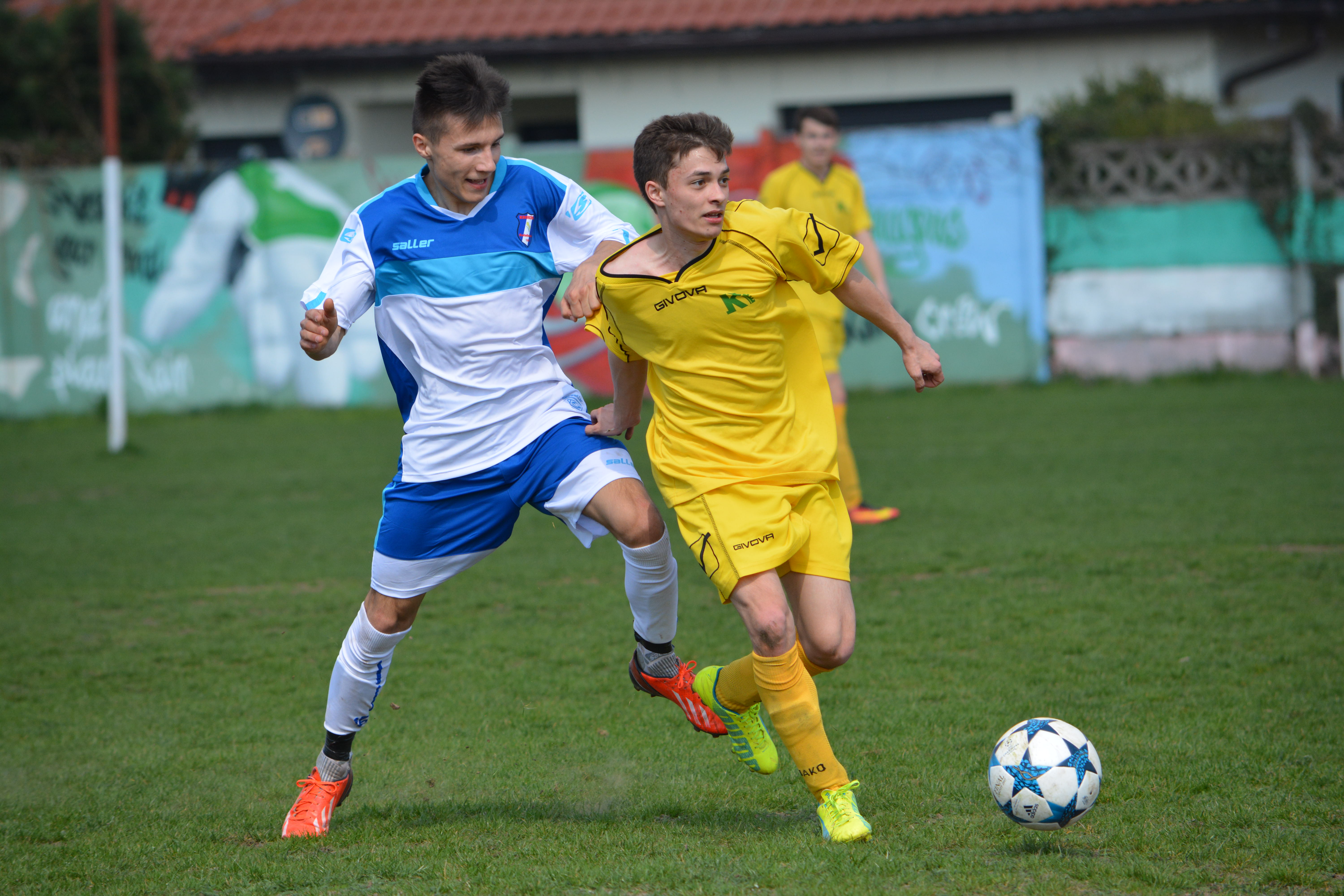 Krokus zatrzymany przez rezerwy Kuźni (FOTO)