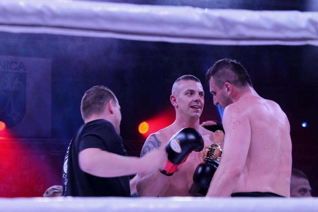Krew, pot i łzy, czyli piękno przemocy (FOTO)