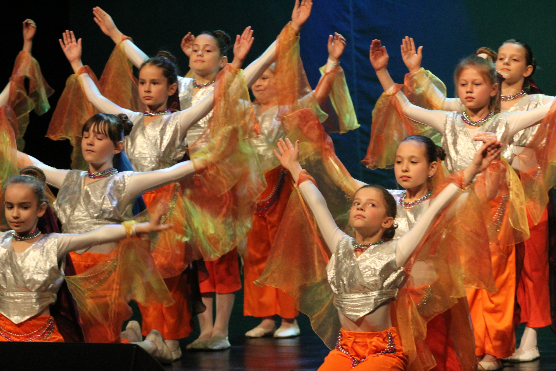 Zatańczyli i zaśpiewali dla lubinian (WIDEO)