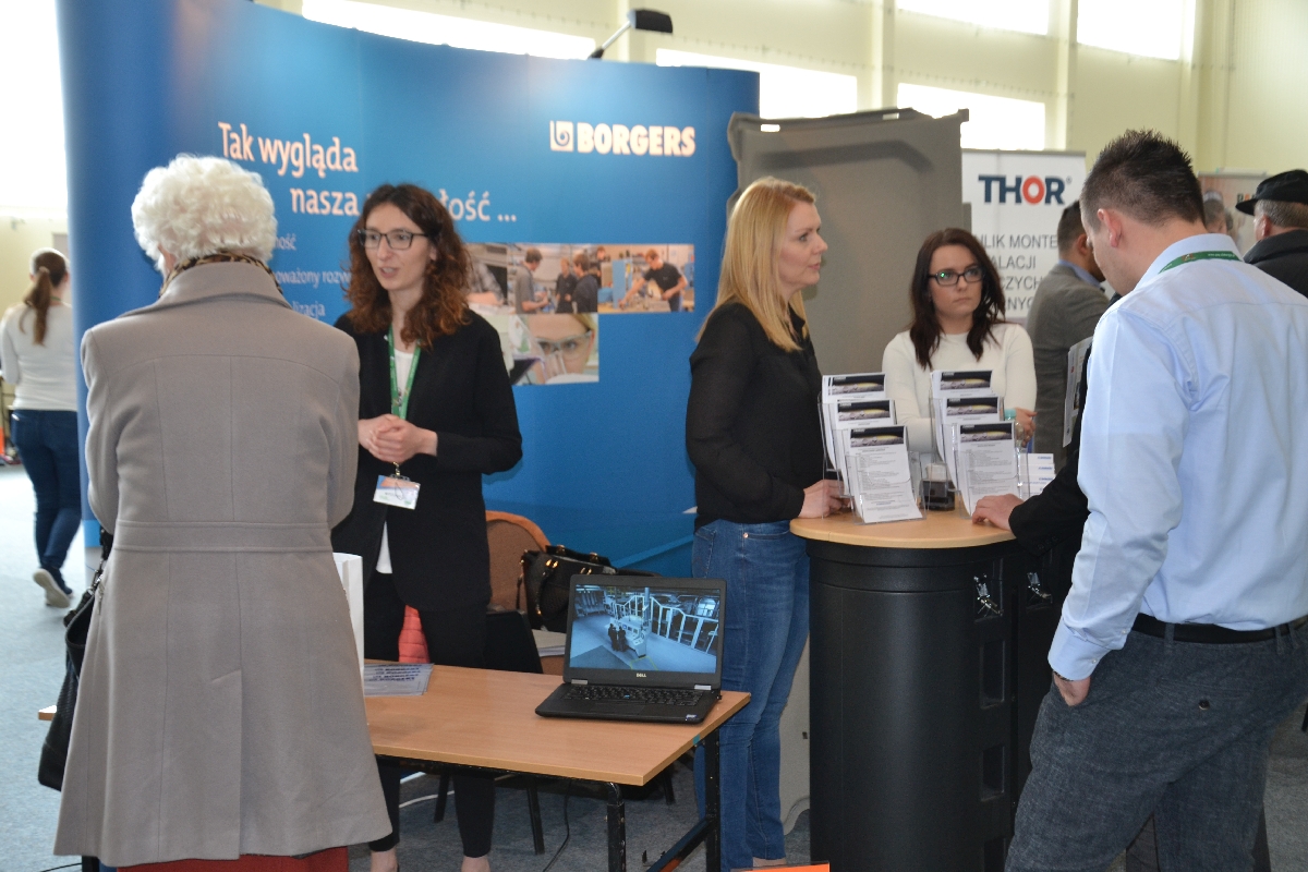 Szukali pracy na targach (FOTO)