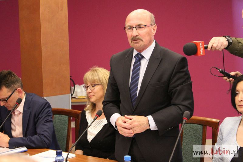 Dostali absolutorium, zmienili zarząd (WIDEO)