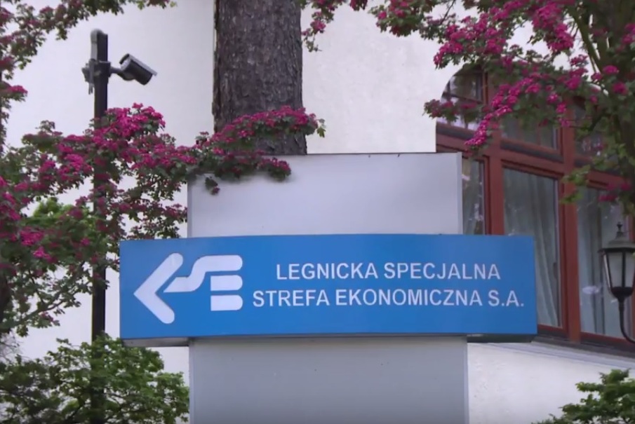 Fabryki w miejsce samolotów (WIDEO)