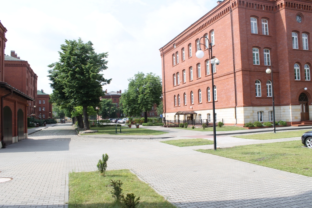 Do legnickiej uczelni zawitają kosmici… z kosmosu!