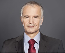 Walczak odchodzi z zarządu