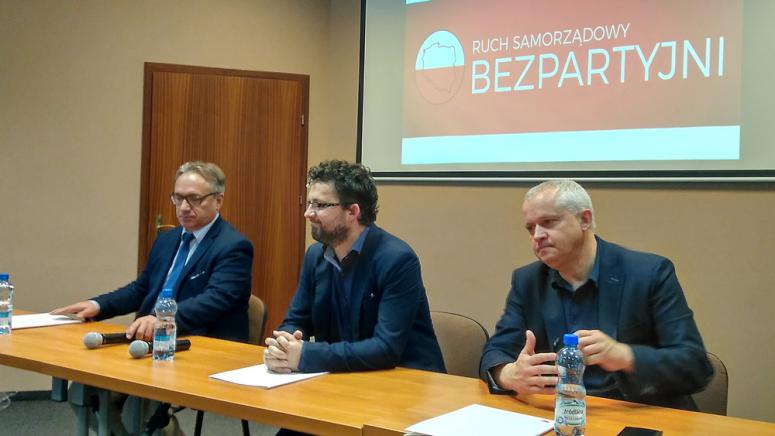 Bezpartyjni: Stop partiom w samorządzie