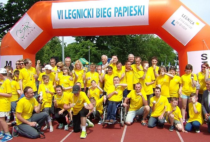 Legniczanie pobiegną, by uczcić pamięć papieża