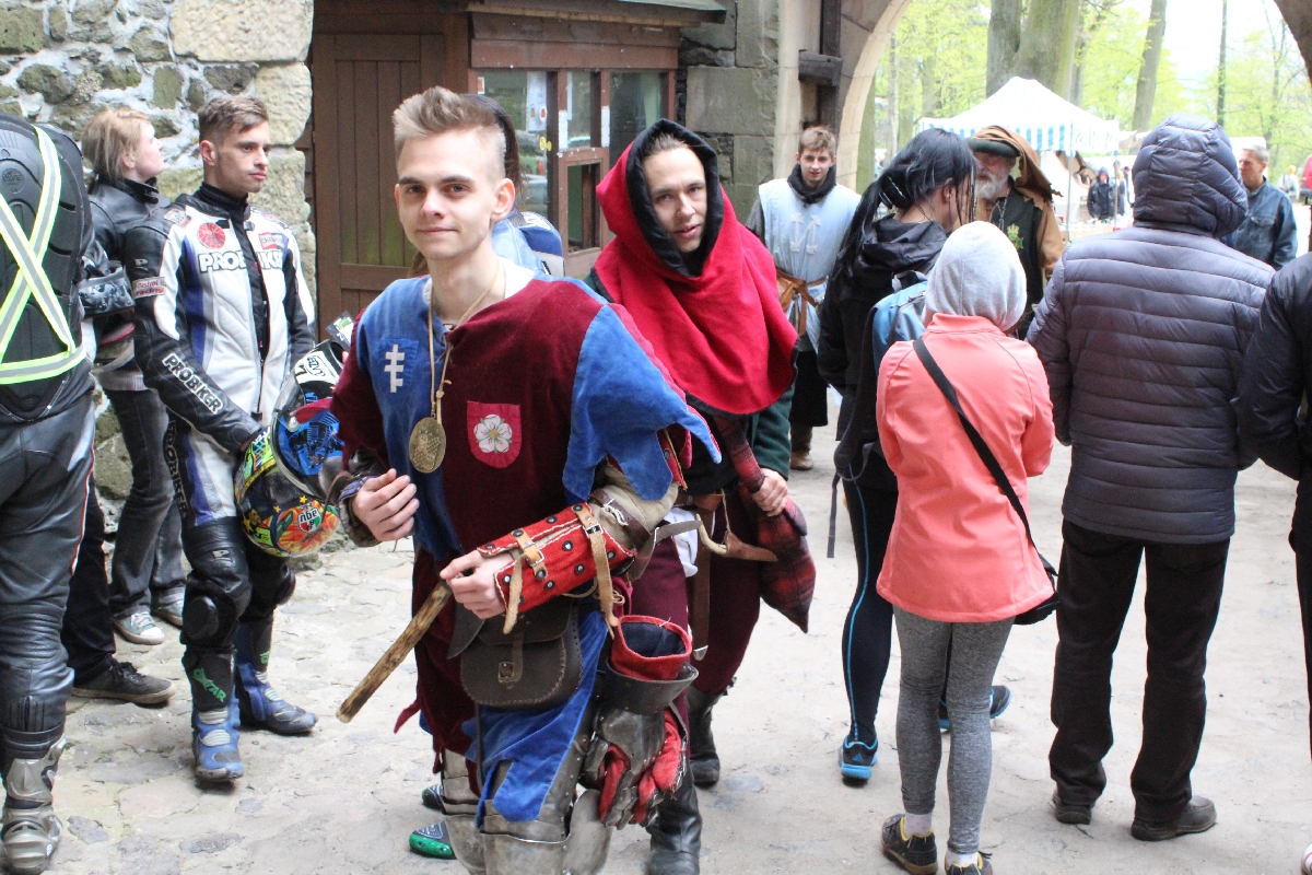 Rycerze powalczą na zamku