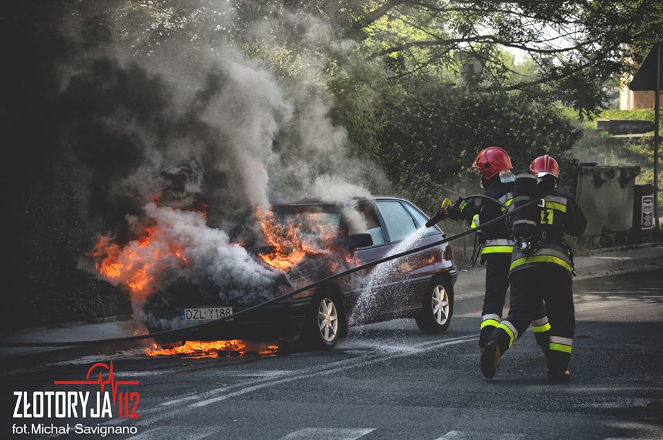 Pożar golfa koło Złotoryi